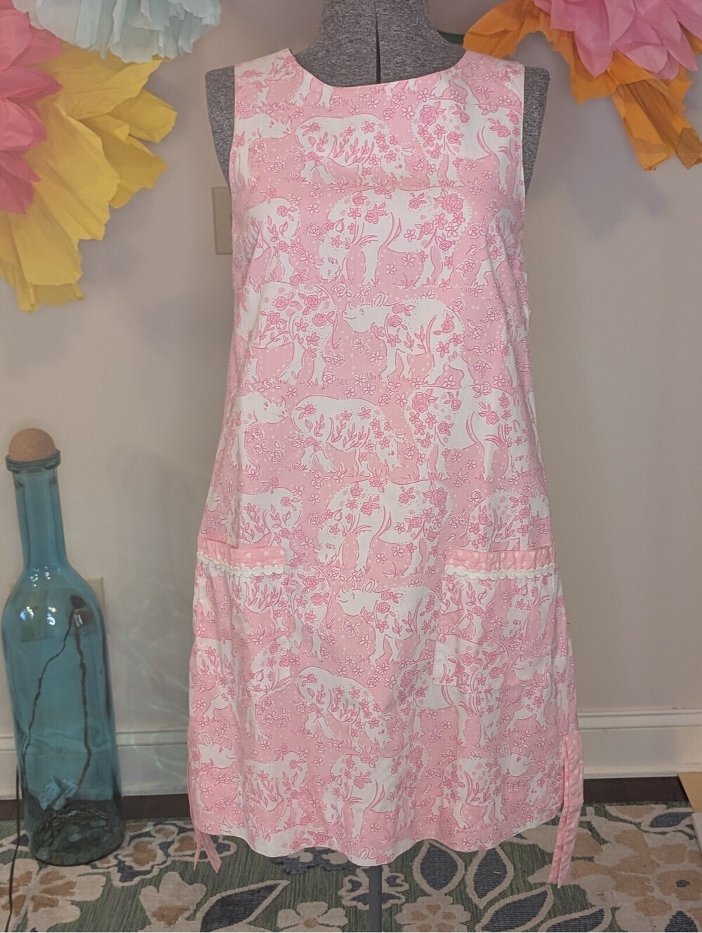 2084 - Lilly Pulitzer Pink and White Rhinocerous Sleeveless Cotton Dress Size 12